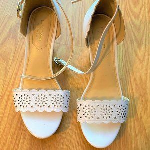 Summer White Wedge Sandal, Size 8